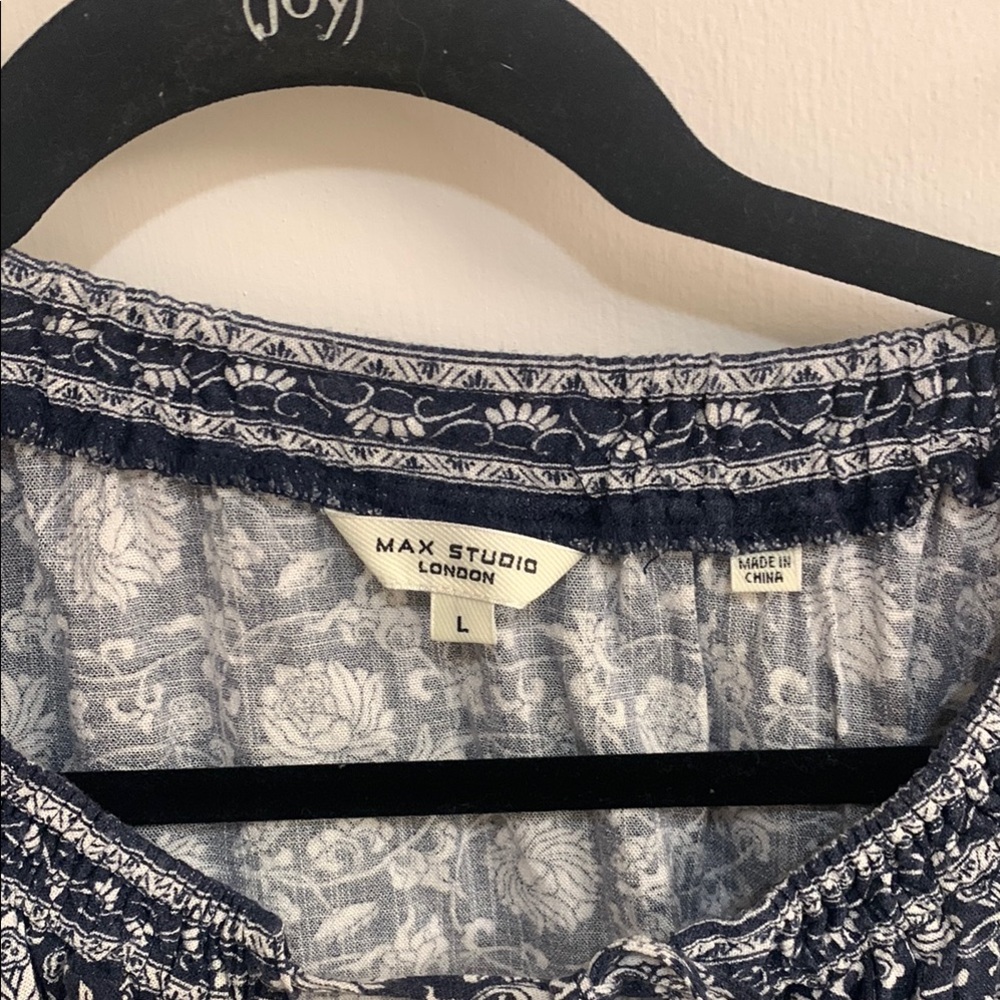 Max Studio Blue and White Puff Sleeve Blouse in Sz L - Picture 5 of 8